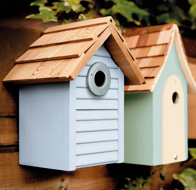 Gardman Beach Hut Nest Box Blue