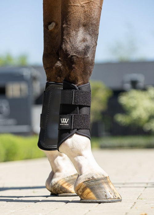 New Woof Double-Lock Brushing Boots Black